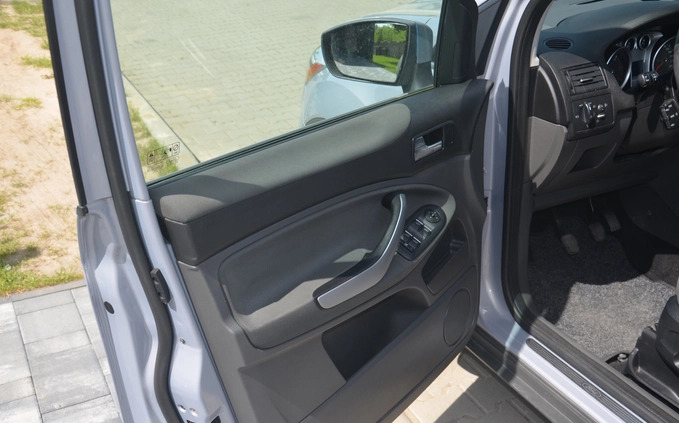 Ford Kuga cena 36900 przebieg: 225000, rok produkcji 2011 z Żarki małe 121
